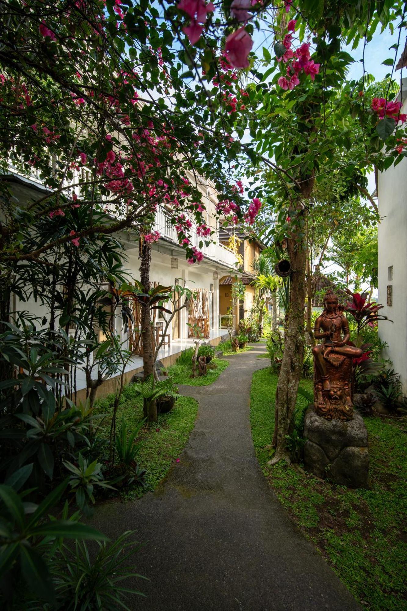 Kubu Sari Ubud ภายนอก รูปภาพ